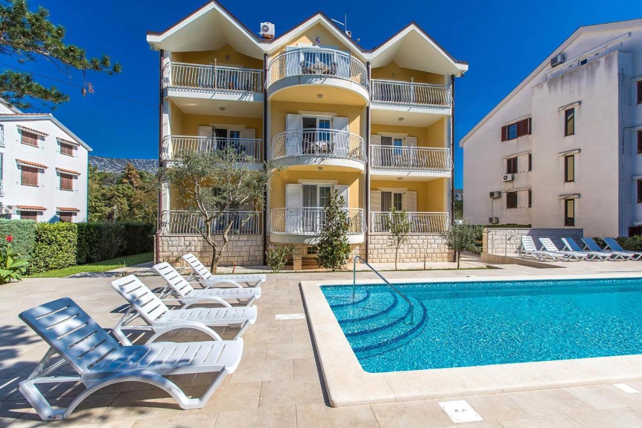 Apartments With A Swimming Pool Jadranovo, Crikvenica - 3238 Buitenkant foto