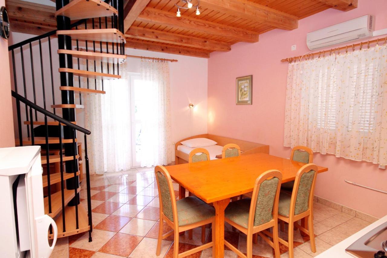 Apartments With A Swimming Pool Jadranovo, Crikvenica - 3238 Buitenkant foto